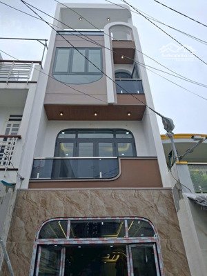 bán nhà mới đẹp ngất ngây đất mới 4*12 m đúc 4 tấm hoàn công đủ giá chốt 6 tỷ