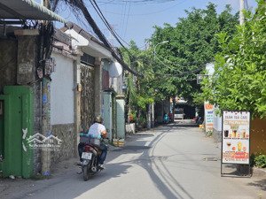 nhà 10x35m, hẻm xe hơi thuận tiện xây mới làm chdv, kho xưởng, 17 tỷ tl