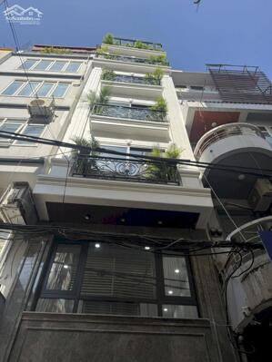 Siêu phẩm phân lô Hoàng Quốc Việt 42m2, 7T, thang máy, full nội thất xịn, ô tô tránh, viả hè 2 bên, ngõ thông kinh doanh