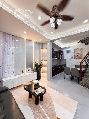 bán nhà tiềm năng dòng tiền đường nguyễn đình chính, p.15, phú nhuận. chính chủ bán