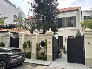 bán biệt thự phong cách indochina mt trần khánh dư q.1 giá 185 tỷ