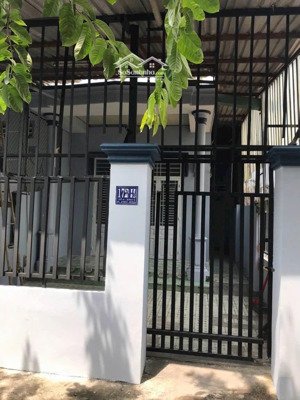 bán nhà ngay đại học thủ dầu một vị trí vip hiếm khi bán