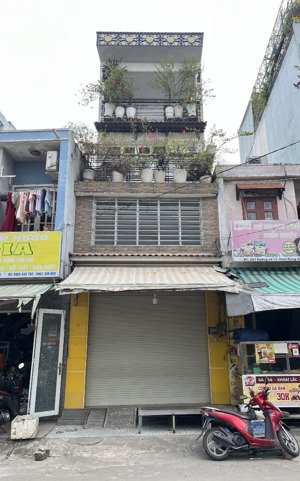 nhà mặt tiền - chính chủ cần bán gấp - gần aeon mall tân phú