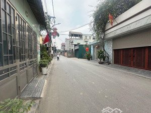 trục chính kinh doanh, 90m2 vỉa hè oto tránh kính nỗ tt đông anh đường 17m 