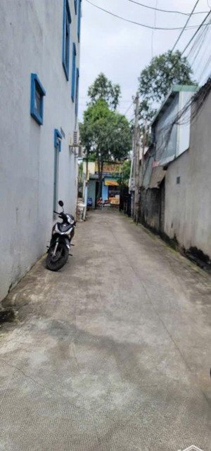 nhà trung tâm dĩ an chỉ 2.8 tỷ, mua về ở ngay