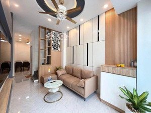 bán nhà riêng tại tô hiến thành, 10 tỷ, 72 m2, đẹp, nhiều tiện ích uy tín, q10, hcm