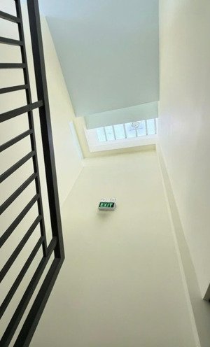 tài sản chdv mặt tiền vị thế kinh doanh - cạnh sân bay - nguyễn thanh tuyền 5 tầng 96m