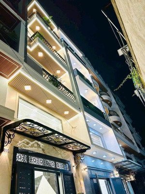 hàng hiếm mới 100% cao thắng, 9.8 tỷ, 64m2, chính chủ giá tốt