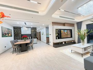 chính chủ bán nhanh căn góc 107m golden west full đồ tầng đẹp hướng mát giá 8.5 tỷ. lh 