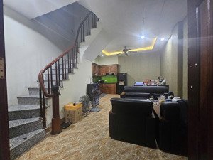 bán gấp nhà 56m2*5 tầng, ô tô đỗ sát cửa,6,95 tỷ, cuối đường bà triệu, đa sỹ-ngã 5 hà trì, hà đông