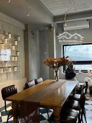 mặt phố - lô góc - mặt tiền siêu hoành tráng 12m - kinh doanh siêu khủng - dòng tiền khổng lồ