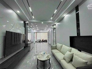 bán nhà 6 tầng thang máy bồ đề hoàng như tiếp gần viện tâm anh thông hồng tiến