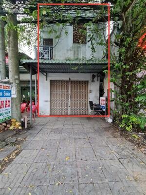 Nền mặt tiền đường 30 tháng 4 - Ngang bệnh viện Da Liễu Cần Thơ