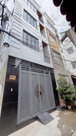 cực tốt, góc 2mt hxh 8m tại nguyễn xí, 7,9 tỷ, 60m2, 3pn, 3wc, 2 tầng