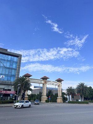 bán đất phân lô quân đội 918 phúc đồng long biên 85m2, không nỗi phong thủy vỉa hè 2 bên, giá 25 tỷ