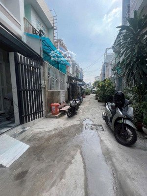 bán nhà 3 tầng bình trị đông - ngang khủng 6.6m - hẻm xe hơi 5m - 6.3 tỷ