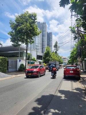 bán nhà ( 7 x 16 ) siêu phẩm 6 tầng lô góc 2 mặt tiền trần văn kiểu vị trí cực đỉnh.