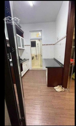 thuê căn hộ tt. 80m2 , 2 pn ở phạm ngọc thạch - kim liên