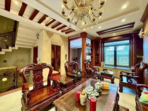 bán gấp nhà mặt tiền khu etown cộng hòa, tân bình, 150m2(7.5x20m) hầm+4 tầng thang máy, gần ga t3.