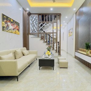 bán nhà khương đình, thanh xuân, 40m, 4 ngủ, full nội thất, ngõ thoáng, gần ngã tư sở, ở ngay