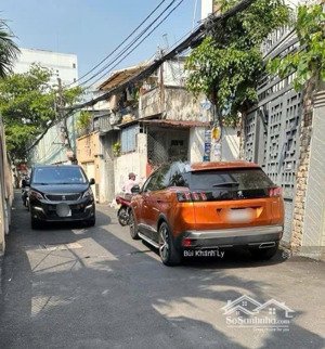 biệt thự phú nhuận nguyễn văn trỗi 4 tầng btct đối diện ubnd vị trị trung tâm