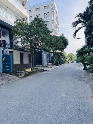 sở hữu ngay nhà 5 tẩng, mặt tiền đuòng số, gần chợ tân mỹ, q.7, 4.1 x 22, chỉ 11. 5 tỷ