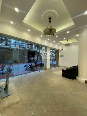 cho thuê mbkd tầng 1 phố tôn đức thắng 32tr