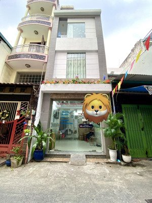 bán nhà đẹp hxh cầu trần quang diệu, q3 - sát mặt tiền trường sa - lê văn sỹ