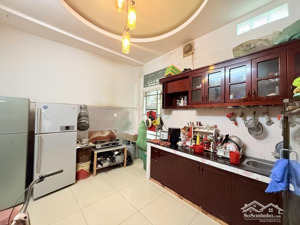 nhà 4 tầng 5 pn căn góc rộng thoáng, vài bước chân lên oto