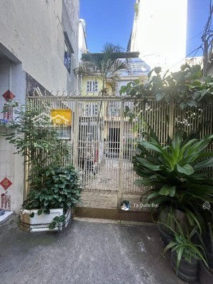 quận 3 - lý thái tổ - căn hộ dịch vụ - 190.4m2 - dòng tiền 100 tr/th - 25 tỷ