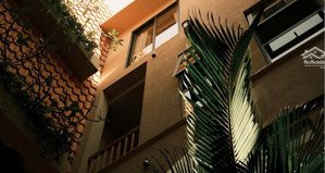 bán toà căn hộ sát biển mỹ khê doanh thu cực tốt - dòng tiền 180-200tr/tháng