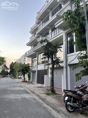 Báo Nhanh Shphouse Metropolitan Trâu Quỳ, Gia Lâm, Hà Nội •Diện tích đất: 83m²
