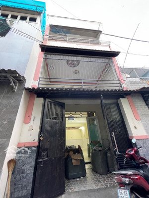 bán gấp nhà gần trường đại học văn hiến, 66m2 3 tầng 6.9tỷ