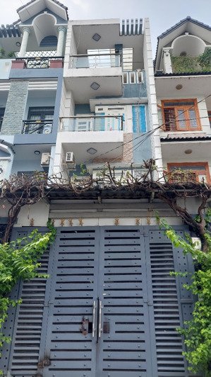 cho thuê nhà 4 tầng hẻm xe tải, ô tô ngủ trong nhà phạm văn chiêu gần emart