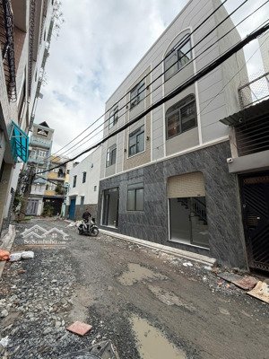 bán nhà sát công viên hoàng văn thụ tân bình 5 tỷ 200 thích minh nguyệt, phường 2