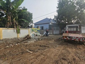 đất vàng đón sóng! 100m²(2.3 tỷ) vị trí kim cương giữa đô thị hoà lạc, gần fpt, đhqg tiềm năng x2