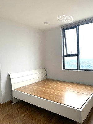 chính chủ cần bán căn 52m2 chung cư xuân mai. nội thất cơ bản. tầng đẹp, hướng đẹp