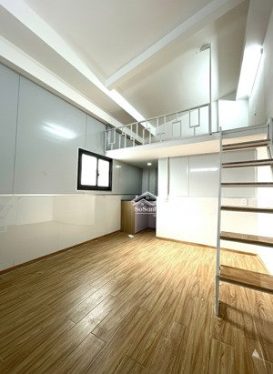 còn trống 1 phòng duplex cuối lê trọng tấn sẵn máy lạnh, cách huit chỉ 7p đi xe