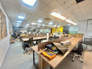 cho thuê sàn văn phòng 350m2 sẵn nội thất tại duy tân - cầu giấy giá chỉ 250k/m2/th