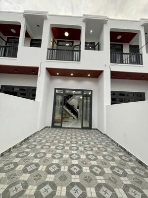 CHỦ NGỘP BANK BÁN GẤP NHÀ LẦU TÂM HUYẾT VIEW SÔNG NGAY TRUNG TÂM