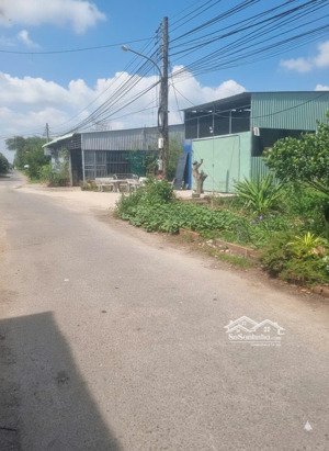 bán đất trung tâm phường phú mỹ cách ql 51 300m đường nhựa 8m