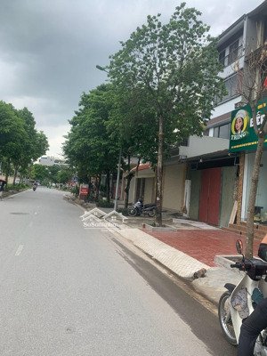 dt 130 m² - sổ đỏ riêng chính chủ - lô đất đẹp lô góc 3 mặt tiền giá rẻ không đối thủ