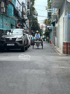 giảm liền 500tr để lại giá tốt cuối năm, chỉ 8.2 ty, bán nhà 281/42/4 lê văn sỹ, tb, 2 tầng, hh 1%