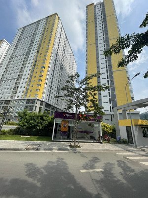 ngày 15/12/2025 diamond riverside 1 căn duy nhất 2pn căn góc giá 3,2 tỷ - đúng giá - đúng nhà