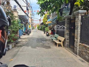 ngay tân hương - gò dầu - 22m2 - 2 tầng đúc - 2pn - nhà mới - gần mặt tiền đường - chỉ 2 tỷ 6