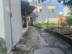 bán đất 2 mặt ngõ ô tô vào tận nơi