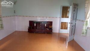 Cho thuê nhà nguyên căn Đường số 8, Trường Thọ, DT 100m² có 2pn 1wc + 1 gác lửng, hẻm lớn giá 9tr/tháng.