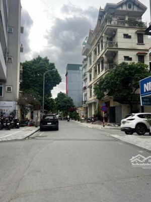 bán nhà phố lạc long quân 105m2 mặt tiền 5m vỉa hè ô tô tránh kinh doanh giá 45 tỷ.