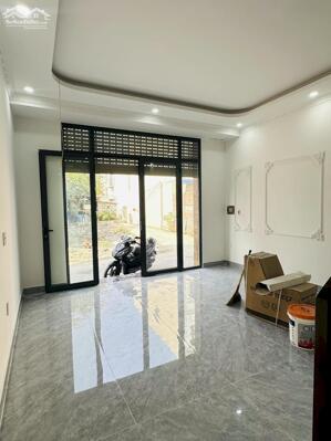 Nhà 3 tầng tuyến 2 đường Cam Lộ, Hùng Vương, Hồng Bàng giá chỉ hơn 2,8x tỷ LH 0979087664