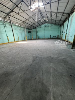 cho thuê kho xưởng mặt tiền khu vực đường hòa bình - tô hiệu - 660m2